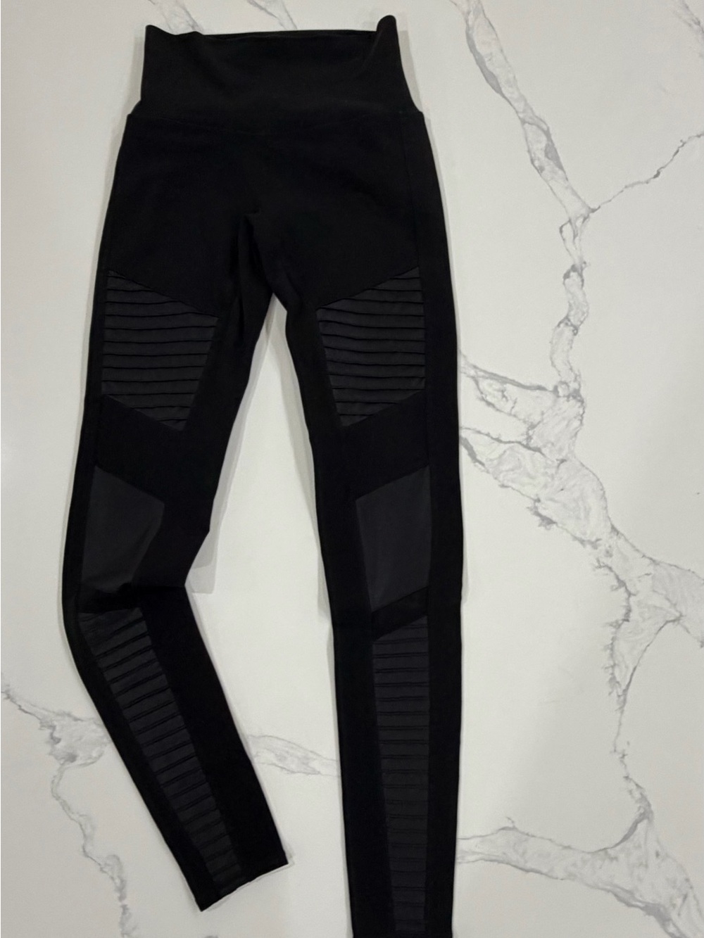 Alo Yoga Black High-Waist Moto Leggings Size XS Activewear
